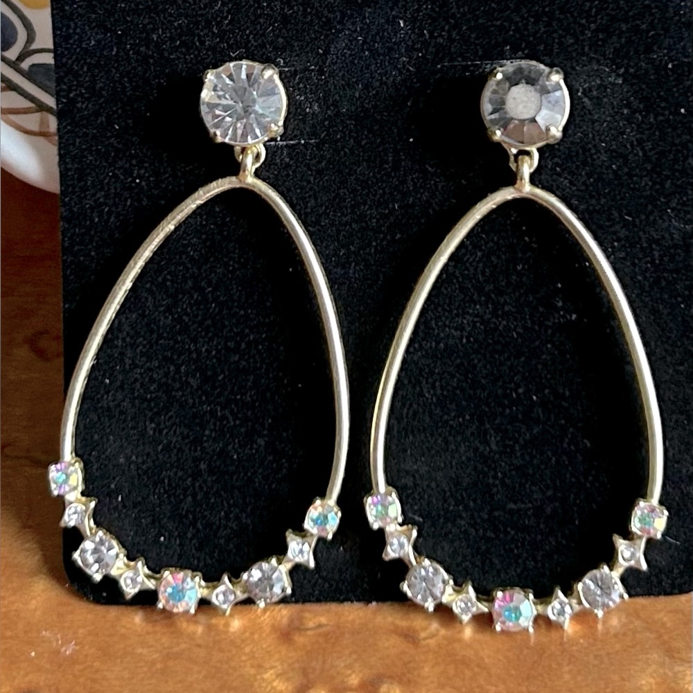 Spartina 449 Elegant Gold and Crystal Teardrop Earrings.